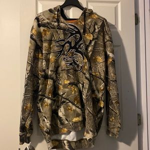Legendary Whitetail hoodie excellent condition smoke free